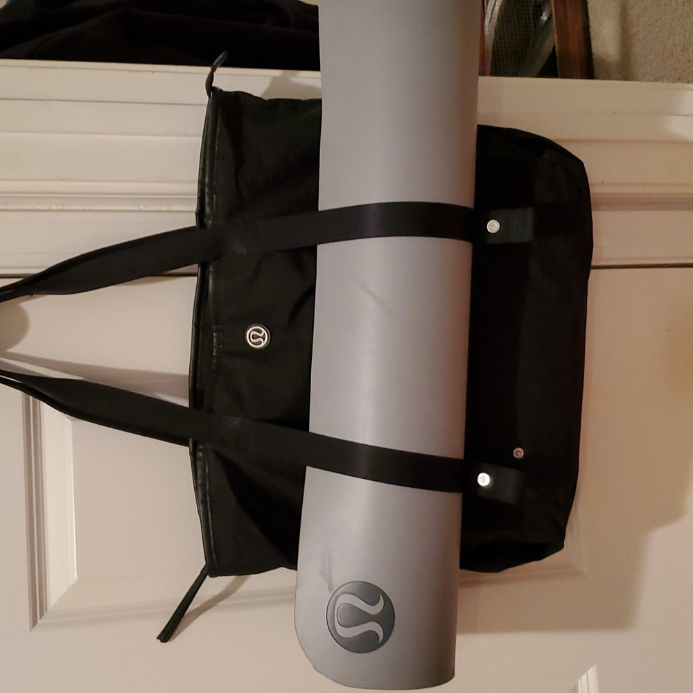 Lululemon gym bag